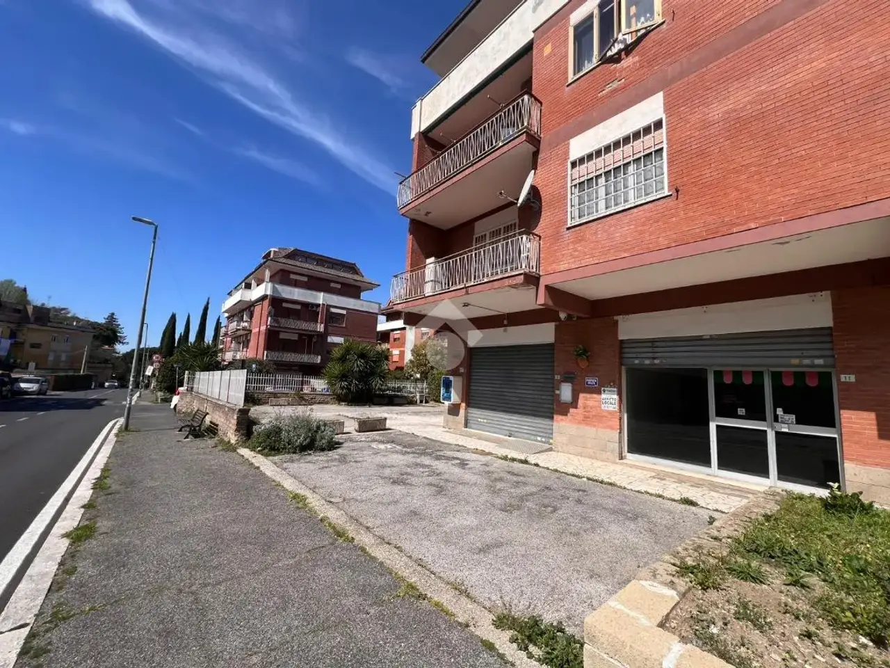 Negozio in Via Ramo d'Oro 9, Ariccia, {3} - Foto 2