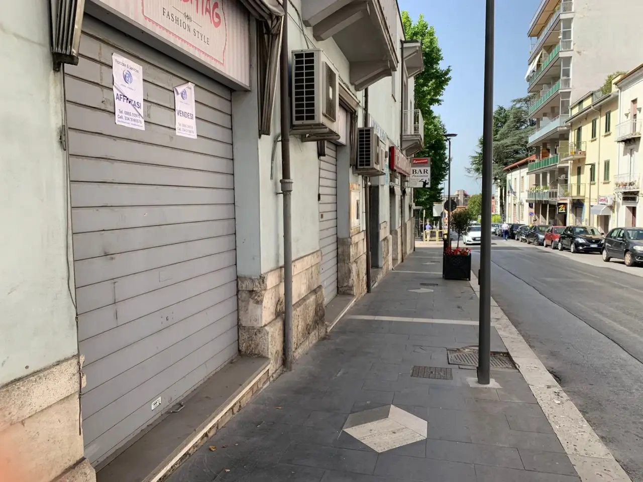 Locale commerciale in Corso Garibaldi 11, Isernia 86170 Isernia, Isernia, {3} - Foto 1