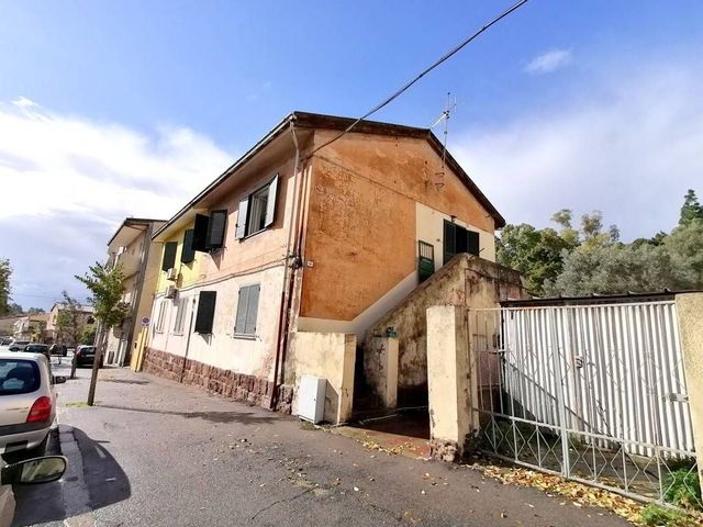 Trilocale in Via Tirso, Carbonia - Foto 1