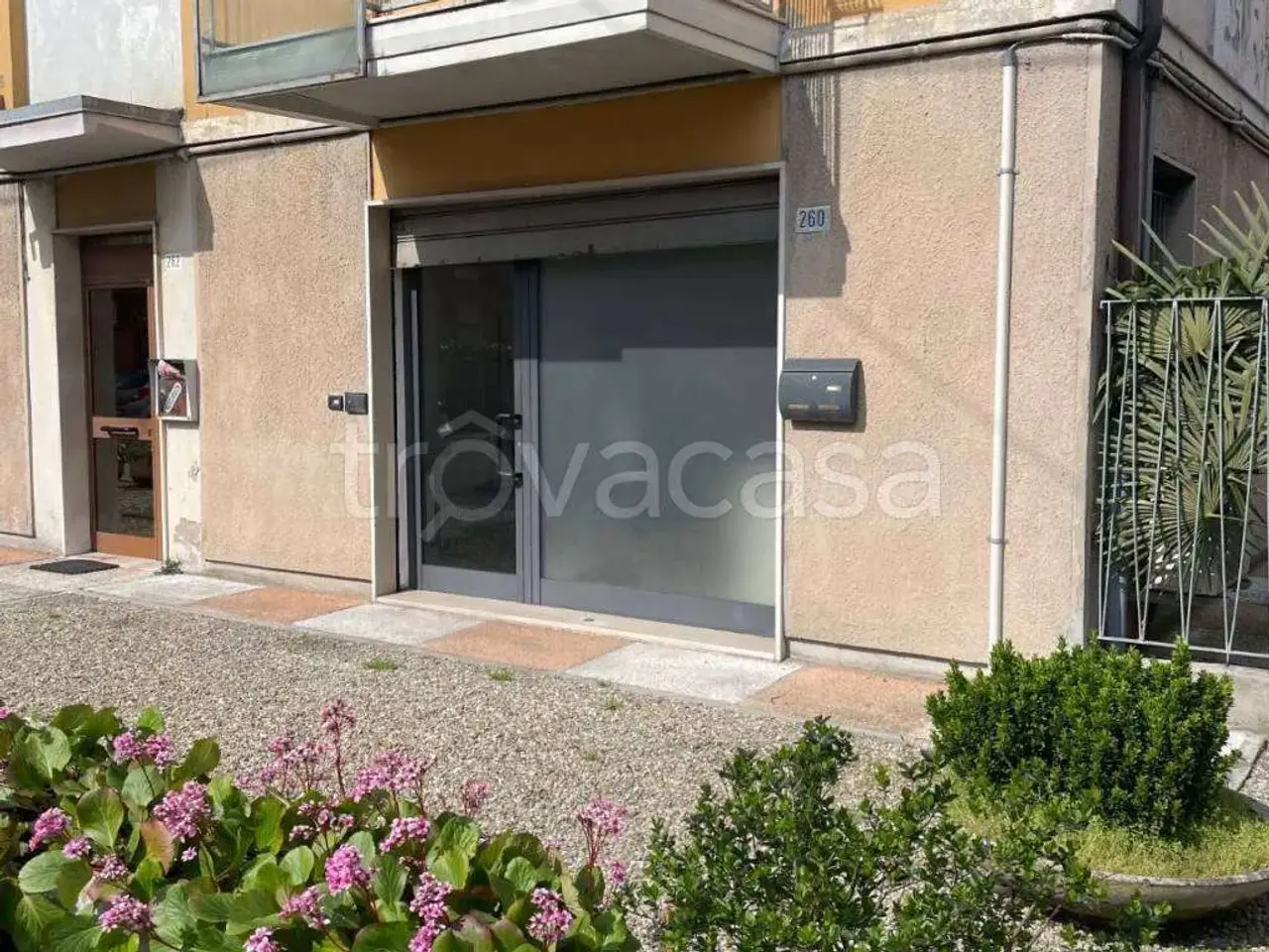 Ufficio in Via Giotto   260. , Modena, {3} - Foto 2