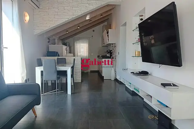 insertion image