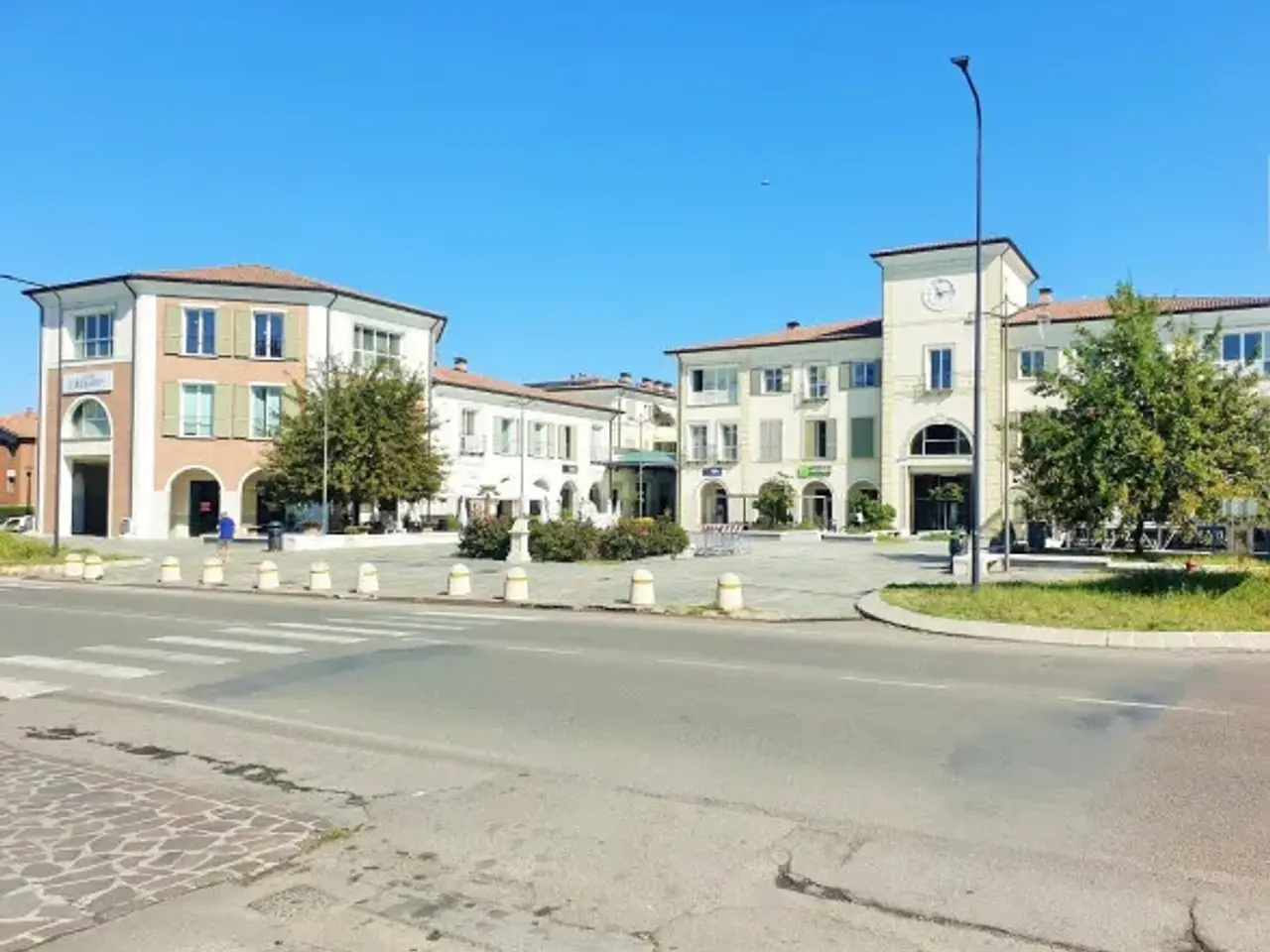 Ufficio in Via Claudia, Maranello, {3} - Foto 1