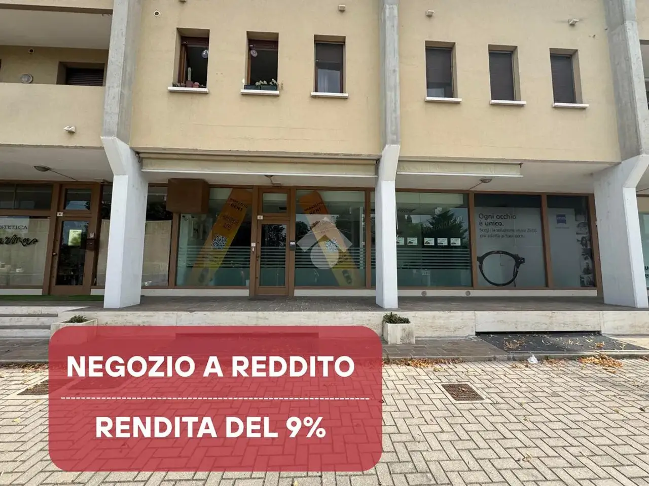 Negozio in Piazza Alcie De Gasperi 10, Resana, {3} - Foto 1
