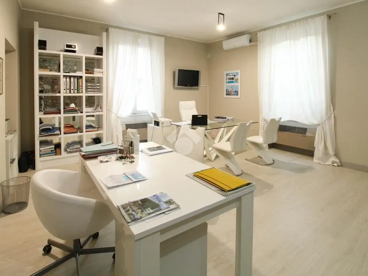 Ufficio in Piazza San Lorenzo 1, Gussago, {3} - Foto 1