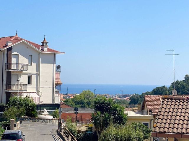 Vierzimmerwohnung in Via delle Ligge, Boissano - Foto 1