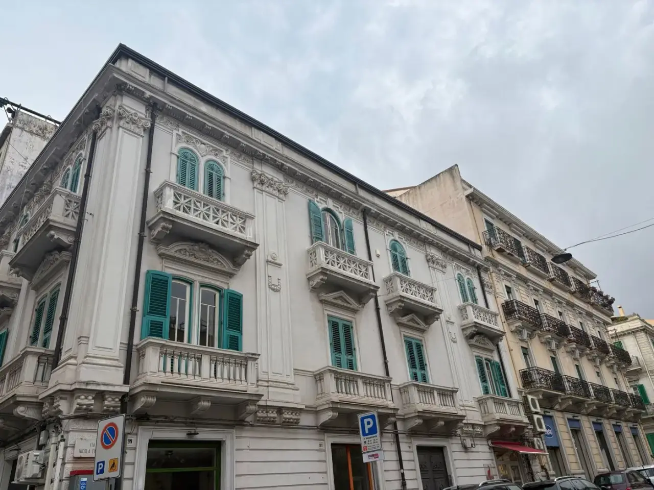 Negozio in Via Nicola Fabrizi 105, Messina, {3} - Foto 1