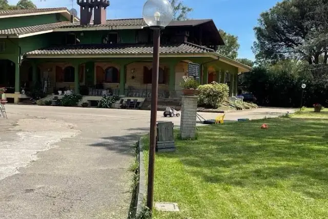 Villa, Latina - Foto 1