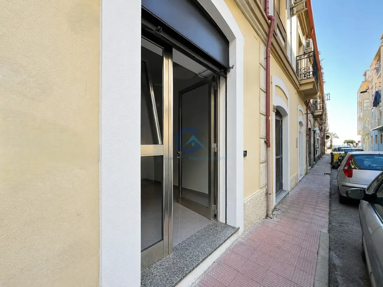Negozio in Via Zara 3, Catanzaro, {3} - Foto 1