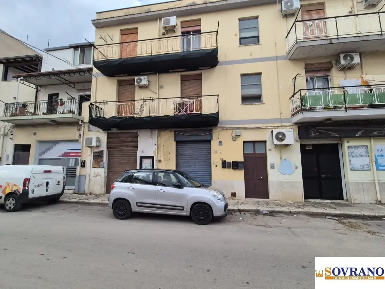 Negozio in Via Partanna Mondello 88, Palermo, {3} - Foto 1