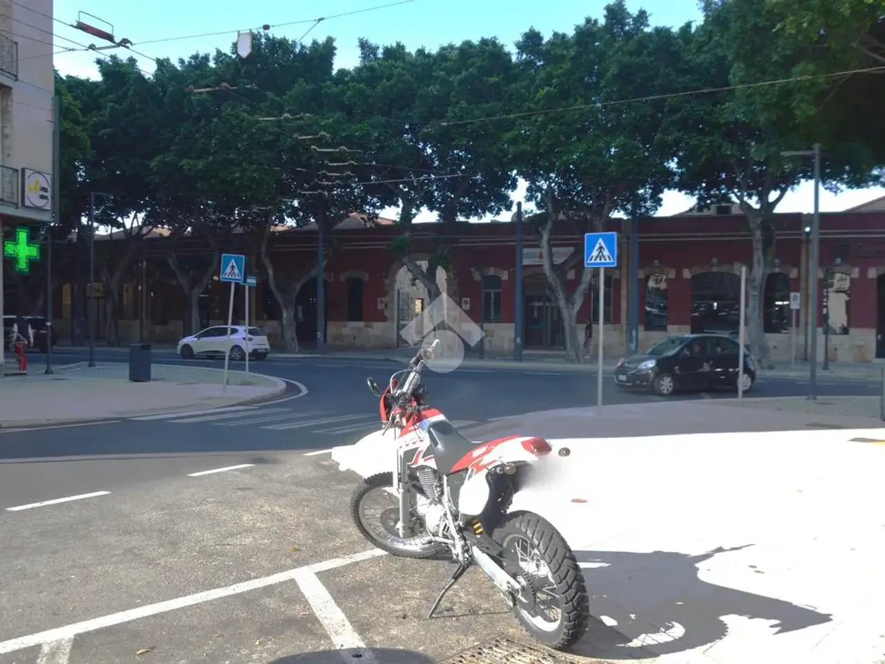 Negozio in Via Pola, Cagliari, {3} - Foto 2