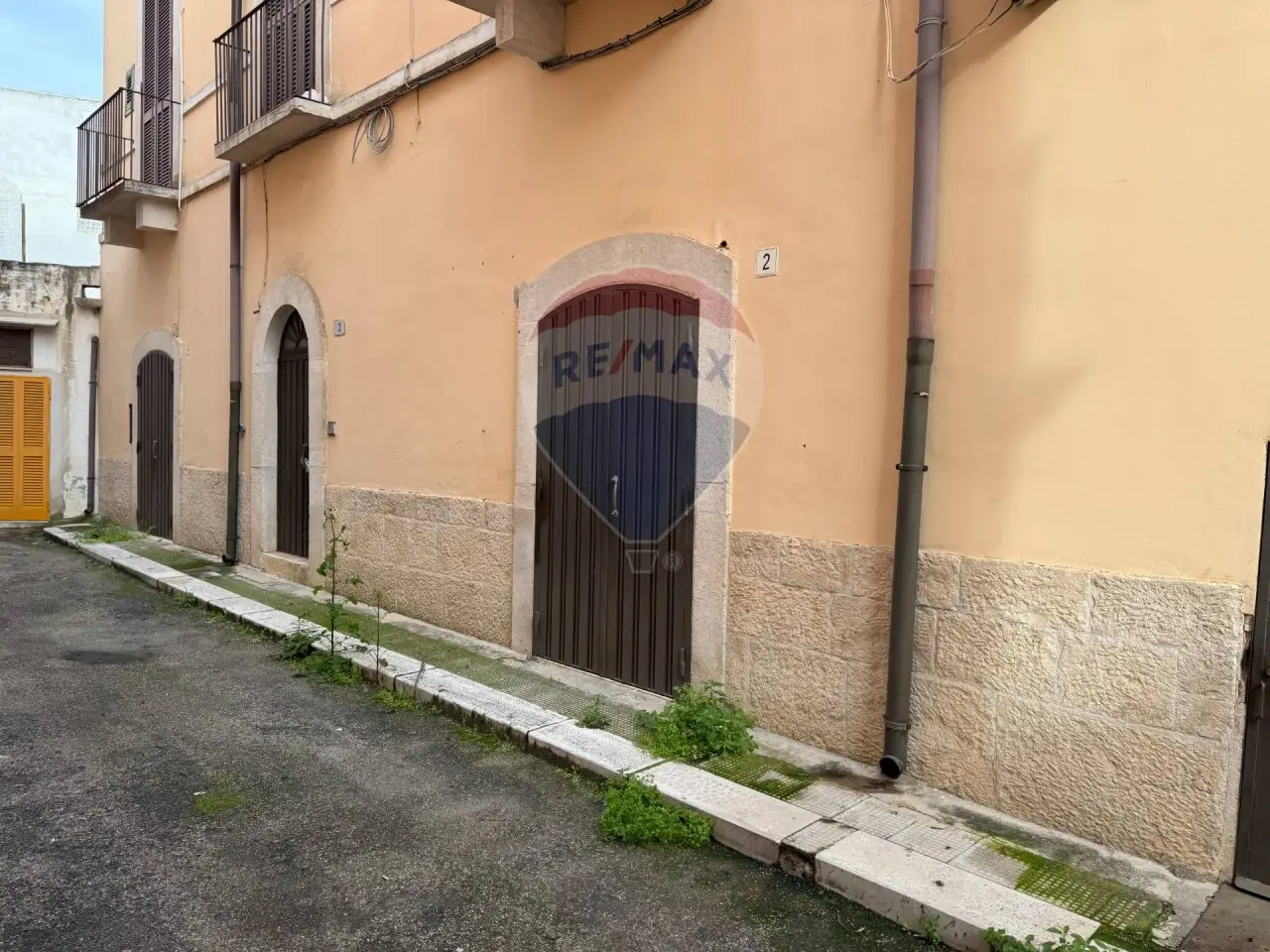 Negozio in Via Pietro Ravanas 18, Bitonto, {3} - Foto 1