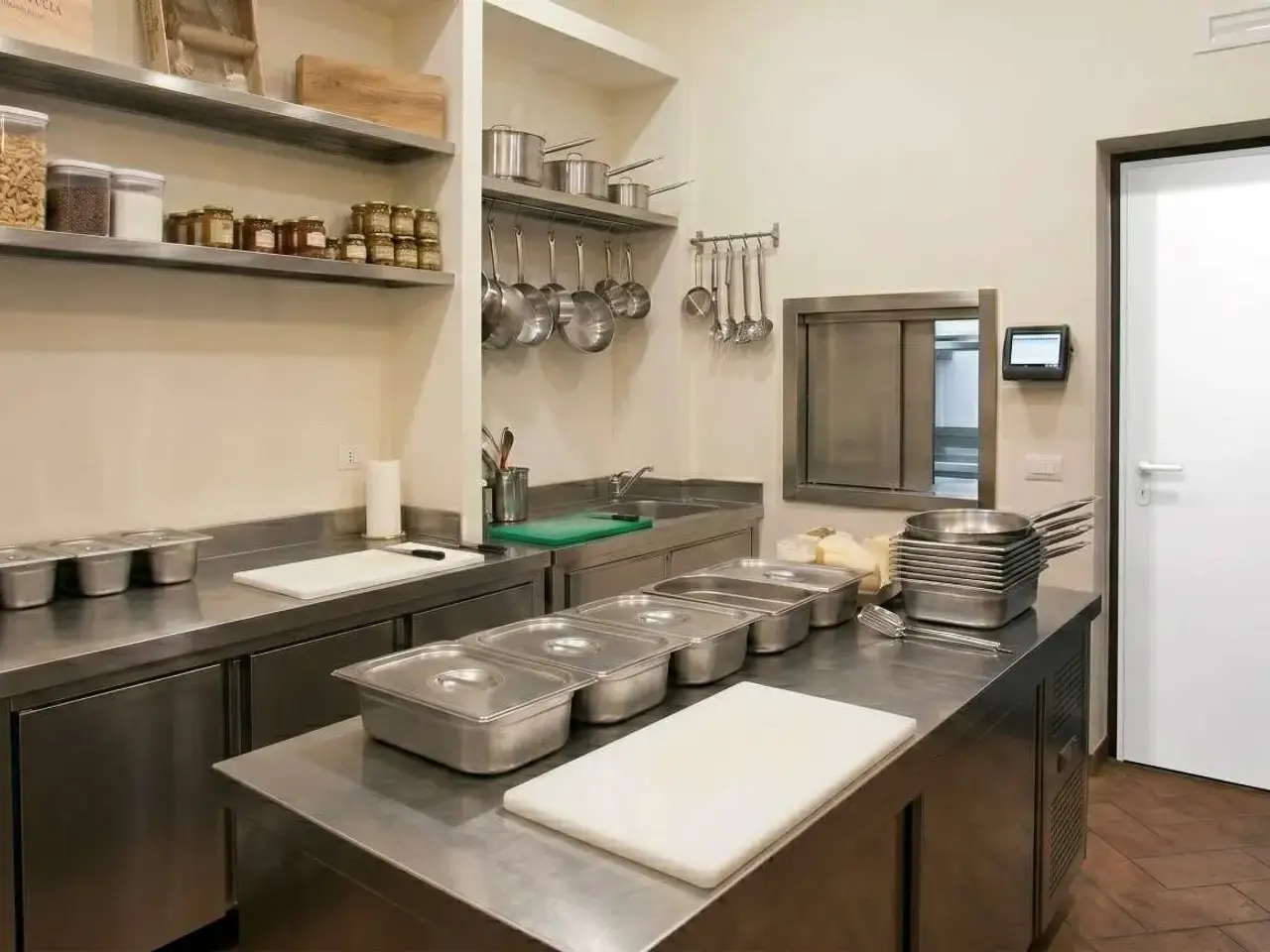 Alimentari - Gastronomia in Viale Risorgimento, Reggio Emilia, {3} - Foto 2