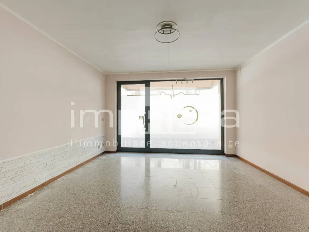 Negozio in Via Garibaldi, Conegliano, {3} - Foto 2