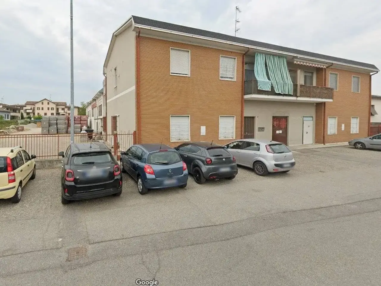 Magazzino in Via Battù 39, Vigevano, {3} - Foto 1
