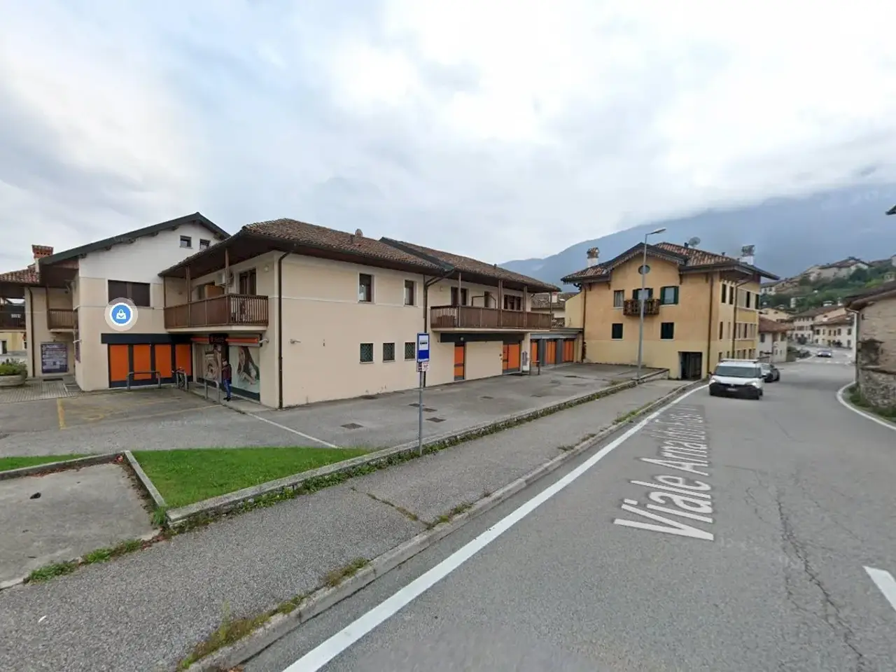 Negozio in Vicolo Uniera 7, Feltre, {3} - Foto 2