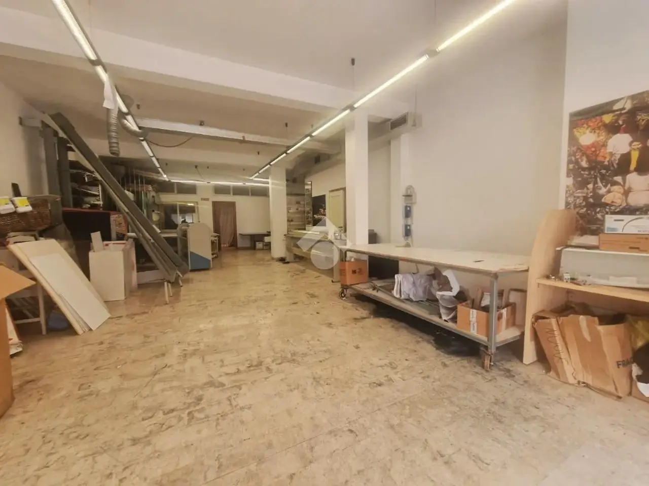 Negozio in Via Generale dei Medici 23, Alcamo, {3} - Foto 2