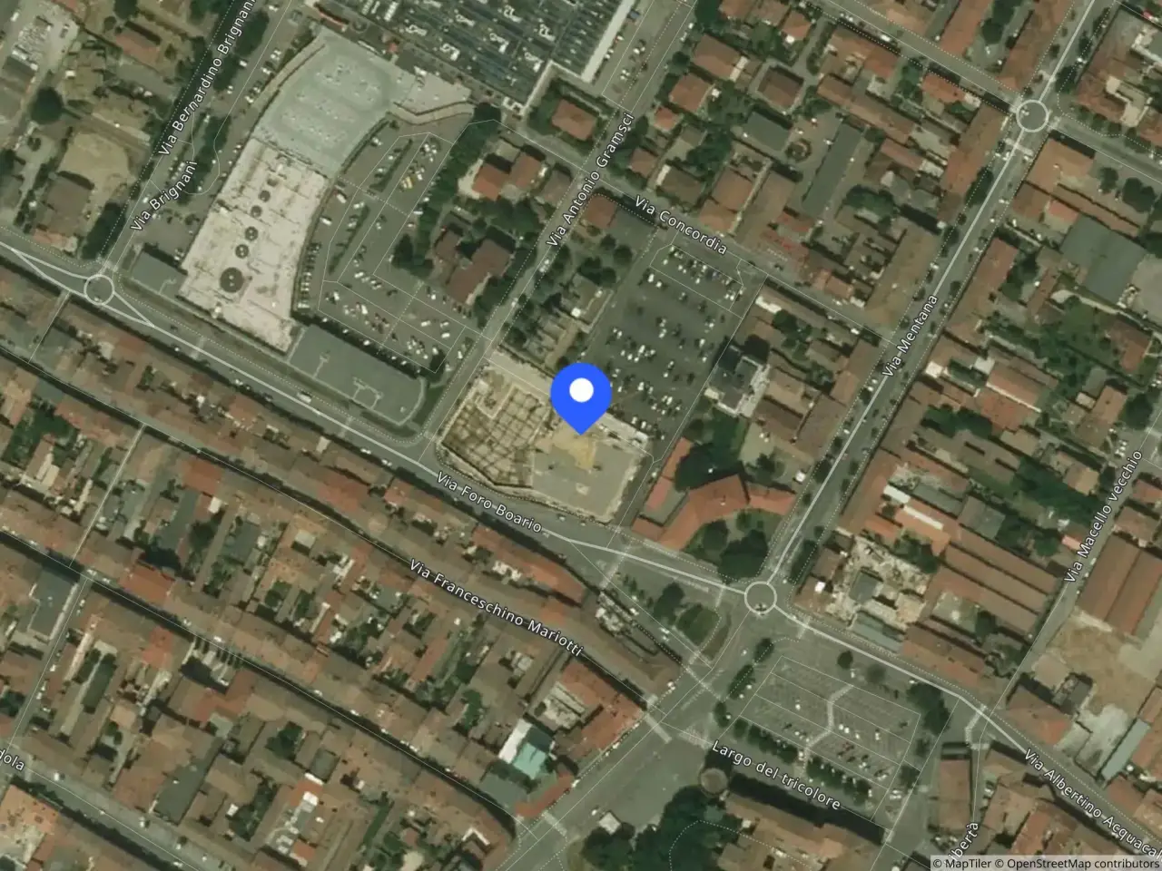 Fabbricato misto in Via Foro Boario 8/3 8, Lugo, {3} - Foto 1