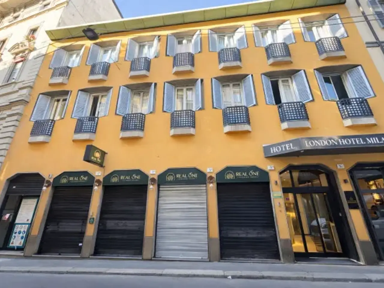 Ufficio in Via Rovello 3, Milano, {3} - Foto 1