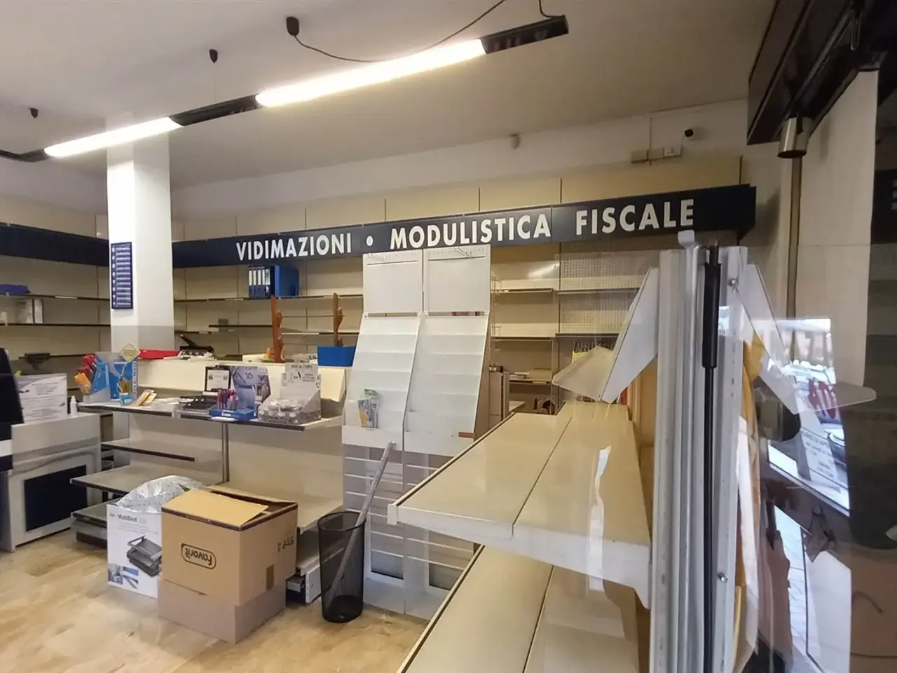 Negozio in Via Toscana, San Giuliano Milanese, {3} - Foto 1