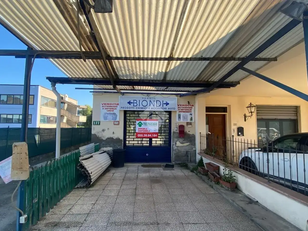 Negozio in Via Francesco Petrarca 181, Figline e Incisa Valdarno, {3} - Foto 1