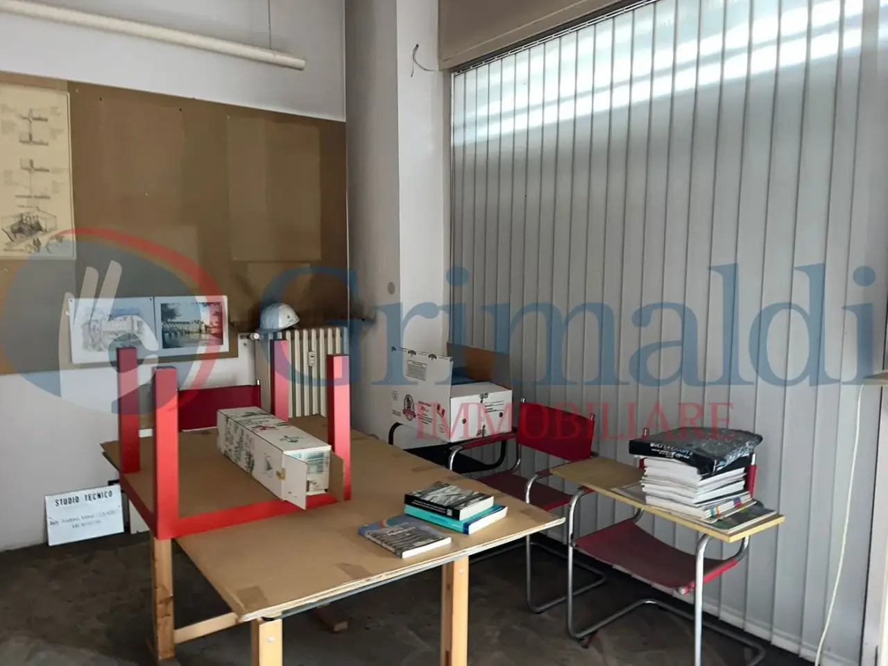 Negozio in Via San Giacomo 15, Beinasco, {3} - Foto 1