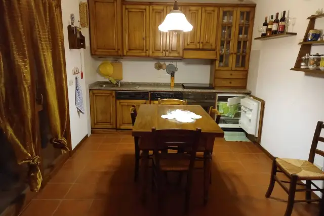 Vierzimmerwohnung, Magliano in Toscana - Foto 1