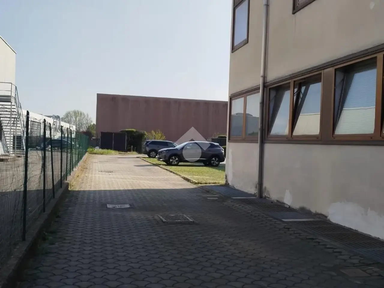Capannone in Via Isonzo, Turate, {3} - Foto 2