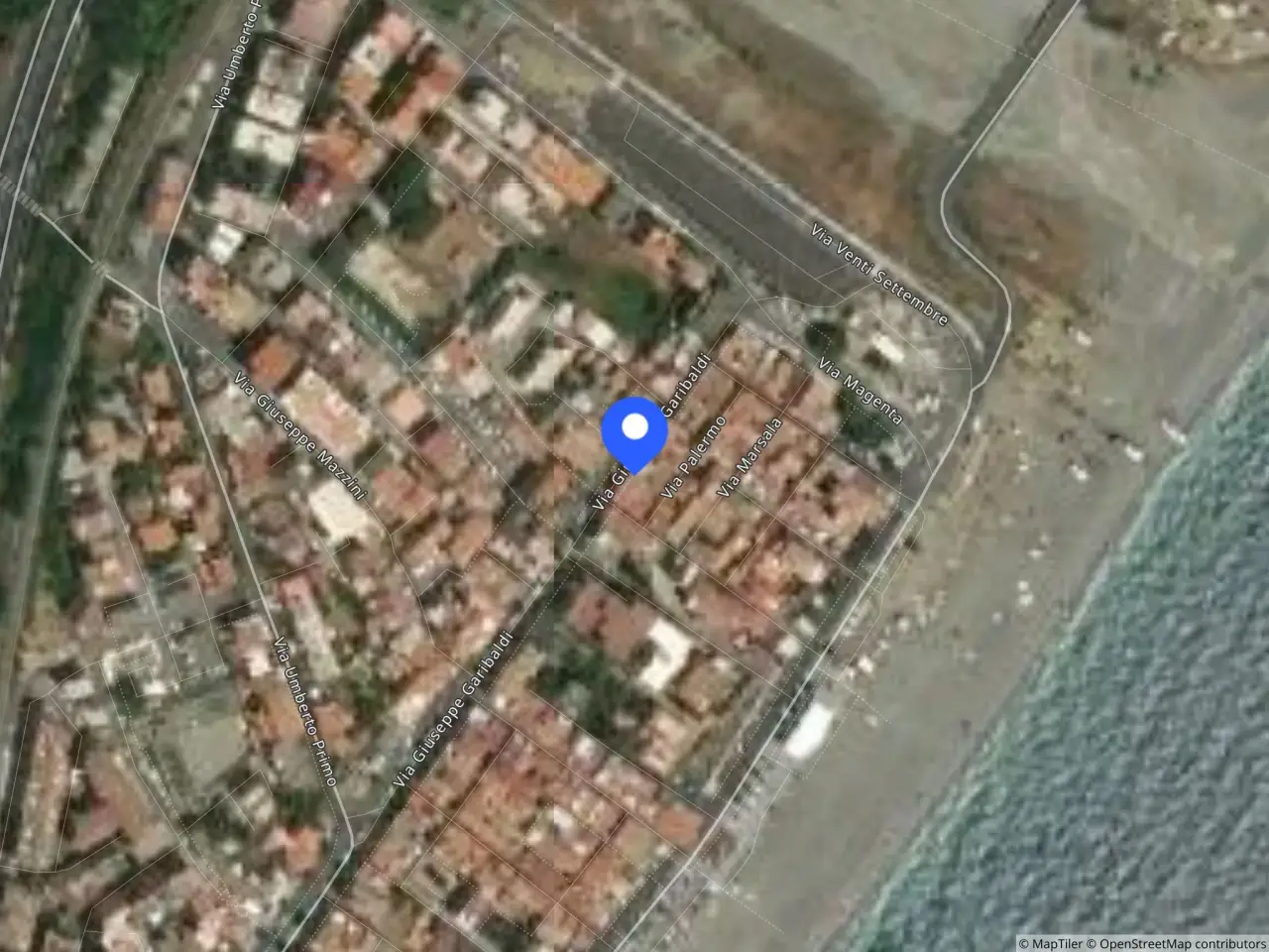 Negozio in Via Giuseppe Garibaldi, 88 88, Nizza Di Sicilia, {3} - Foto 2
