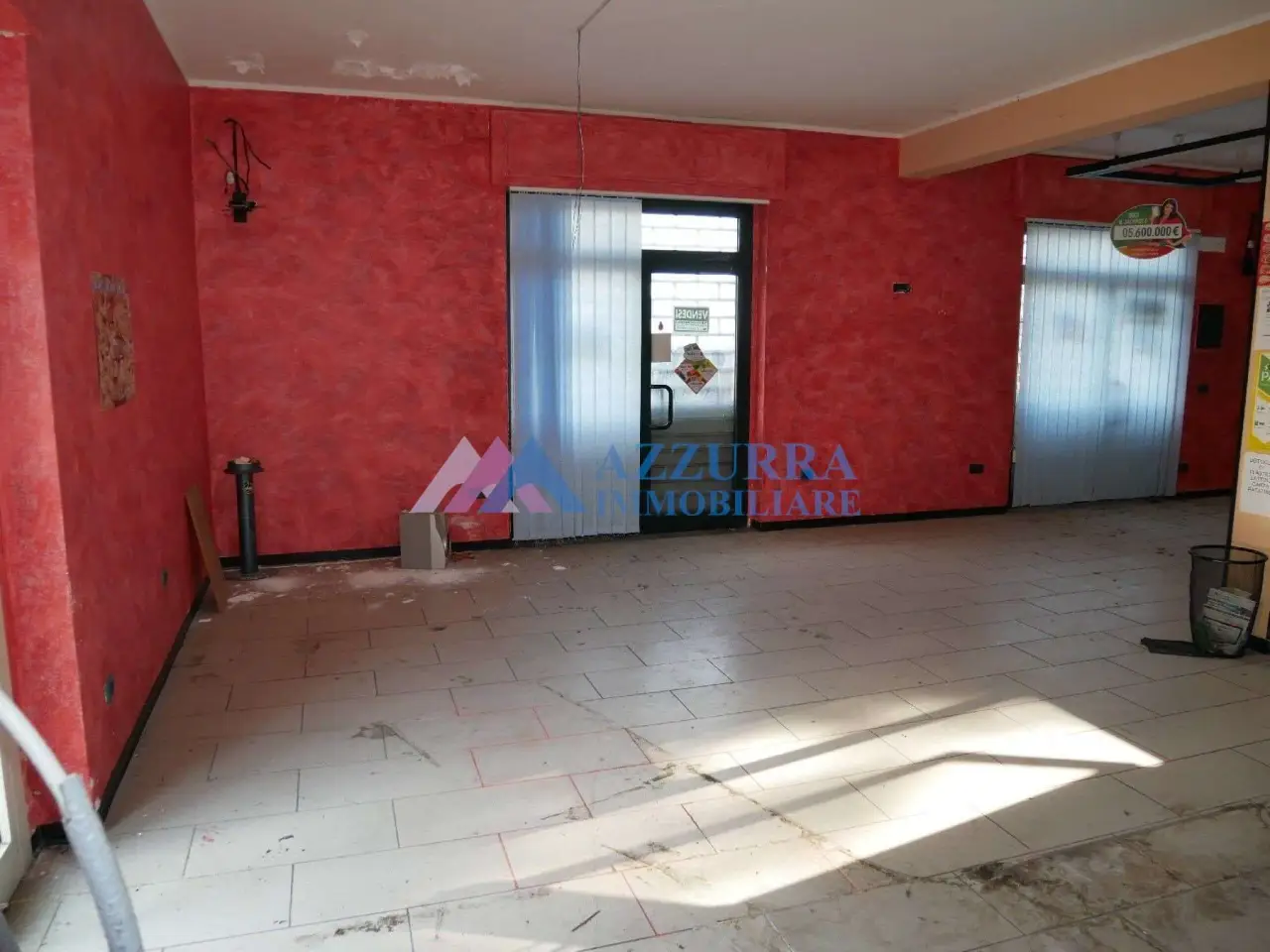 Negozio in , Vasto, {3} - Foto 1