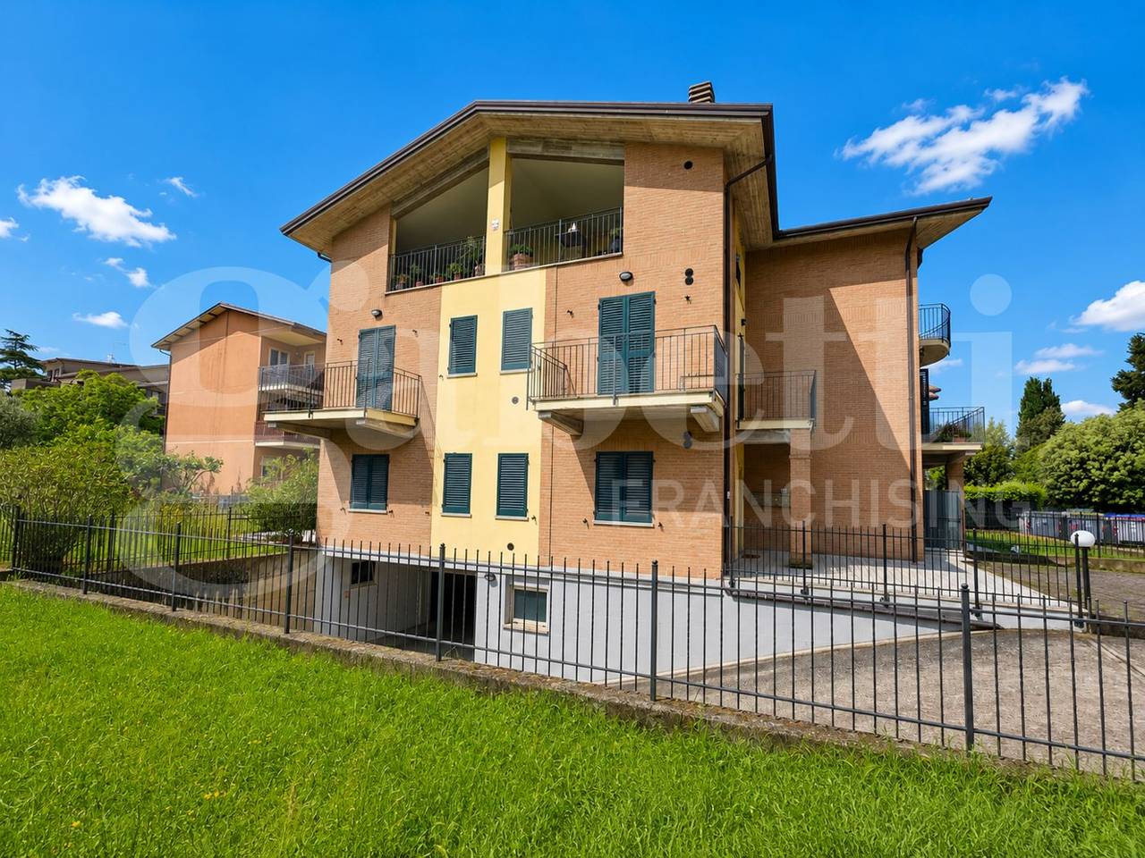 immagine annuncio 1 di 14