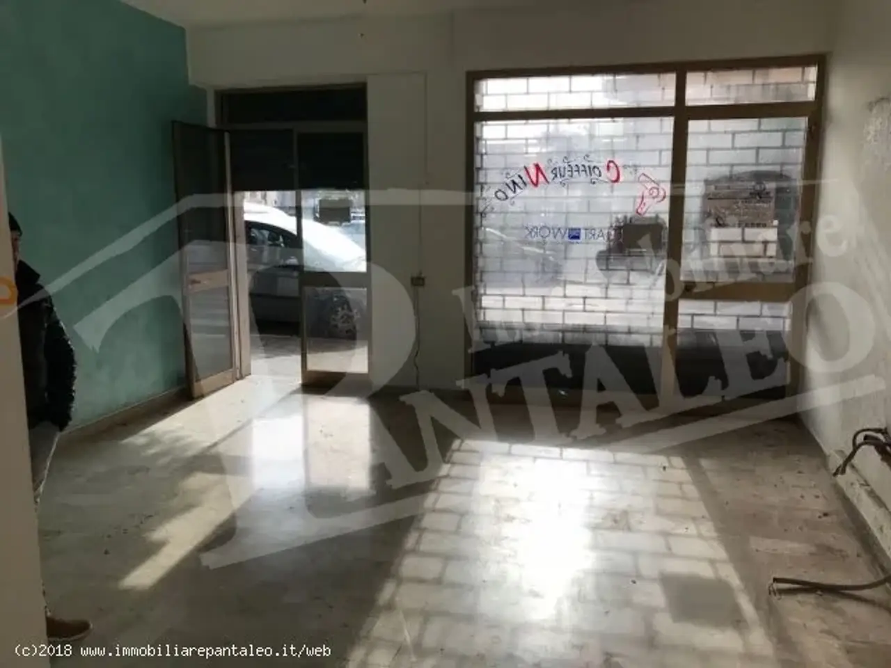 Esercizio commerciale in 
Via F. Crispi									, 
Marsala									, Marsala, {3} - Foto 2