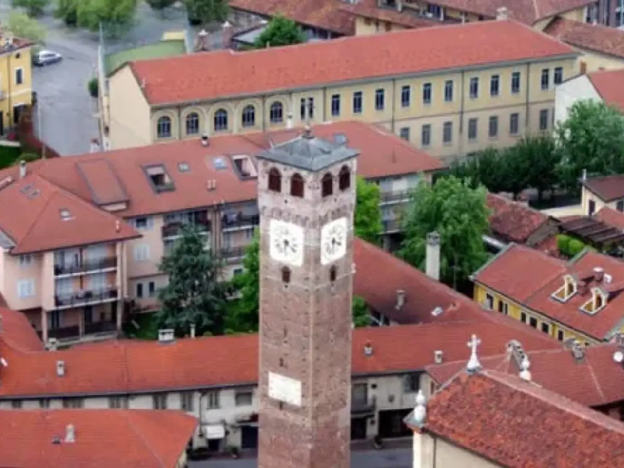 Negozio in Piazza Giacomo Matteotti 16, Grugliasco, {3} - Foto 1