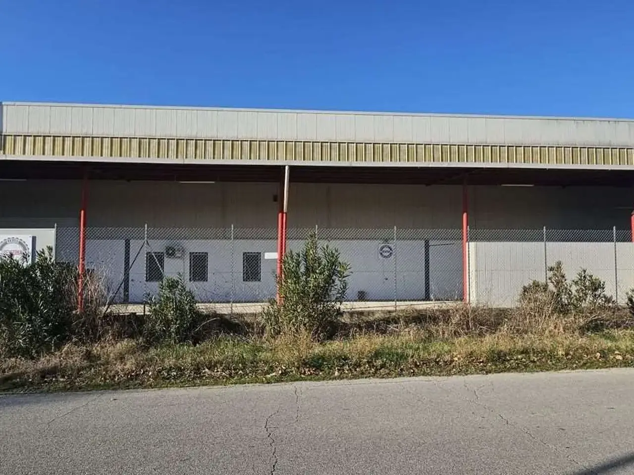 Capannone in Zona Industriale Pian di Porto, Todi, {3} - Foto 1