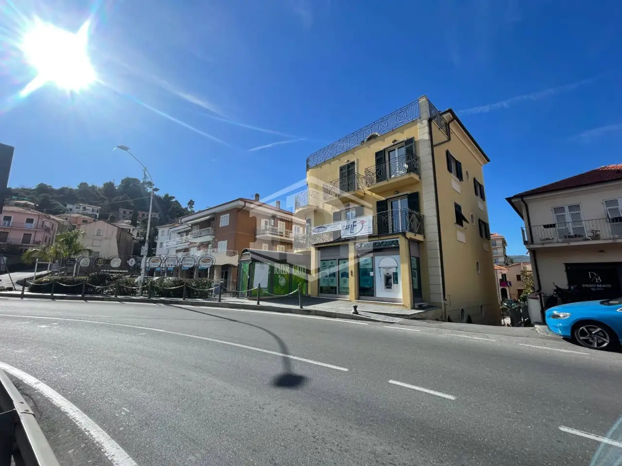 Negozio in Via Aurelia, San Lorenzo Al Mare, {3} - Foto 1