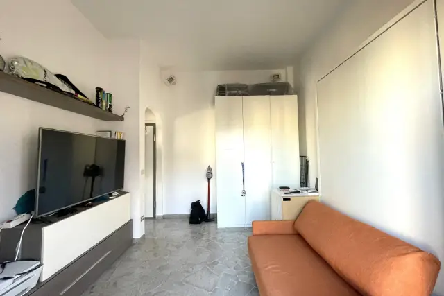 Zweizimmerwohnung in Via Maragliano, Firenze - Foto 1