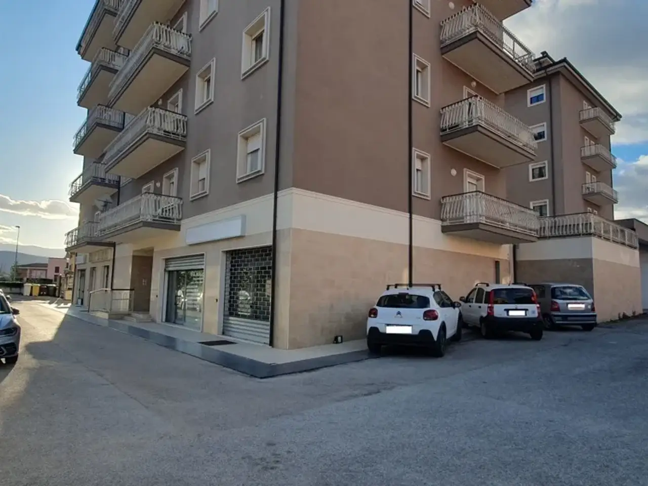 Negozio in Via Ugo Piccinini 14, L'Aquila, {3} - Foto 1