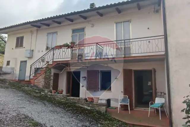 Casa indipendente in Località Campitello Snc, Scheggia e Pascelupo - Foto 1