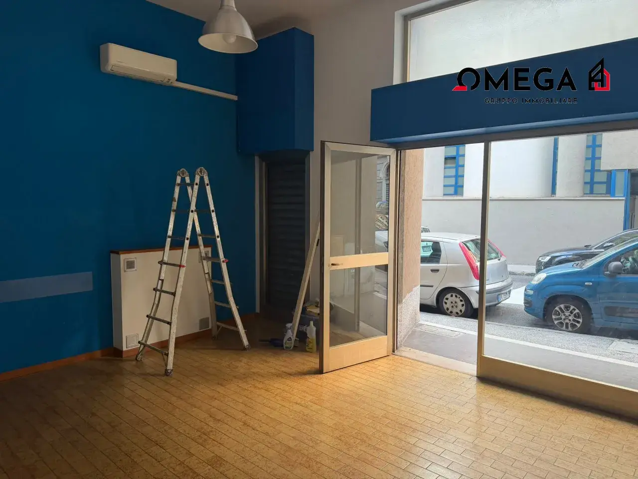 Negozio in Via Giacomo Matteotti 5-C, Trieste, {3} - Foto 1
