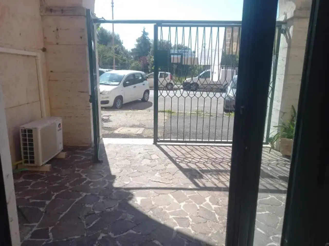 Ufficio in Via Rosa Raimondi Garibaldi, Roma, {3} - Foto 2