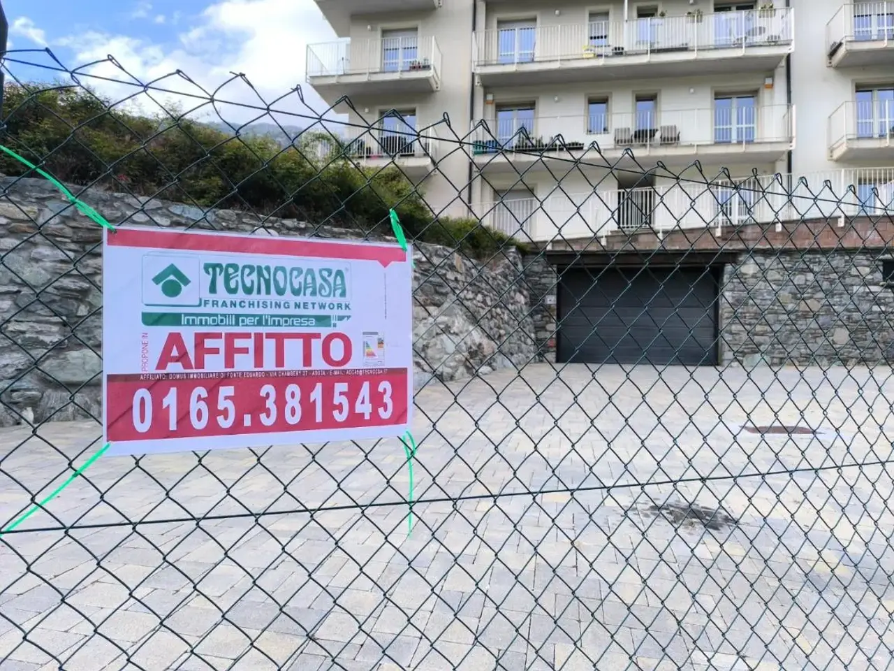 Magazzino in Via Trento 39, Saint Vincent, {3} - Foto 2