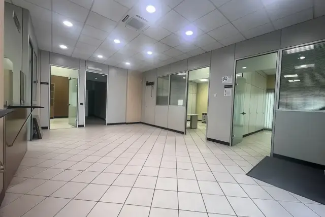 insertion image