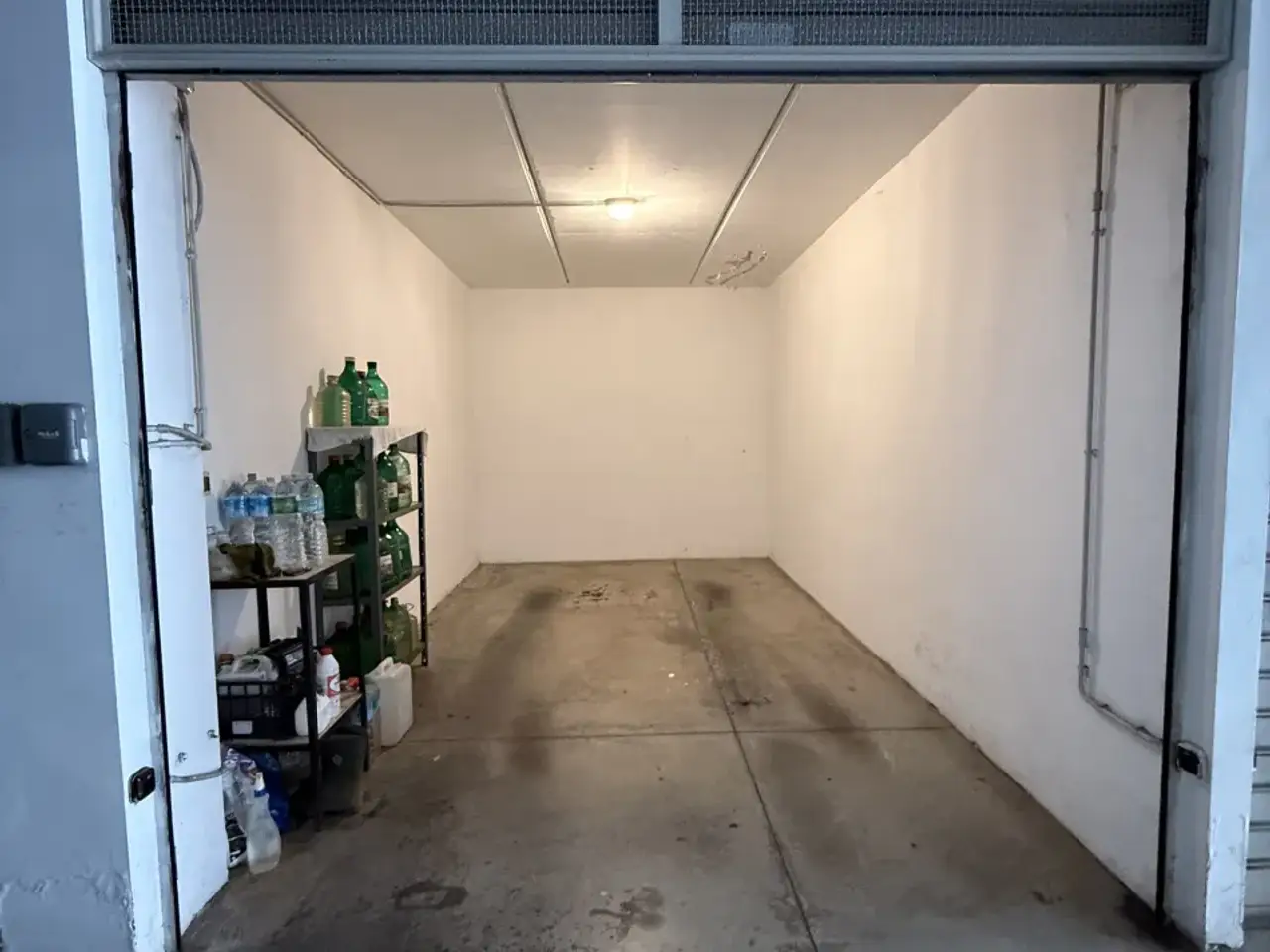Parcheggio chiuso in Via Nazario Sauro 15, Cagliari, {3} - Foto 1