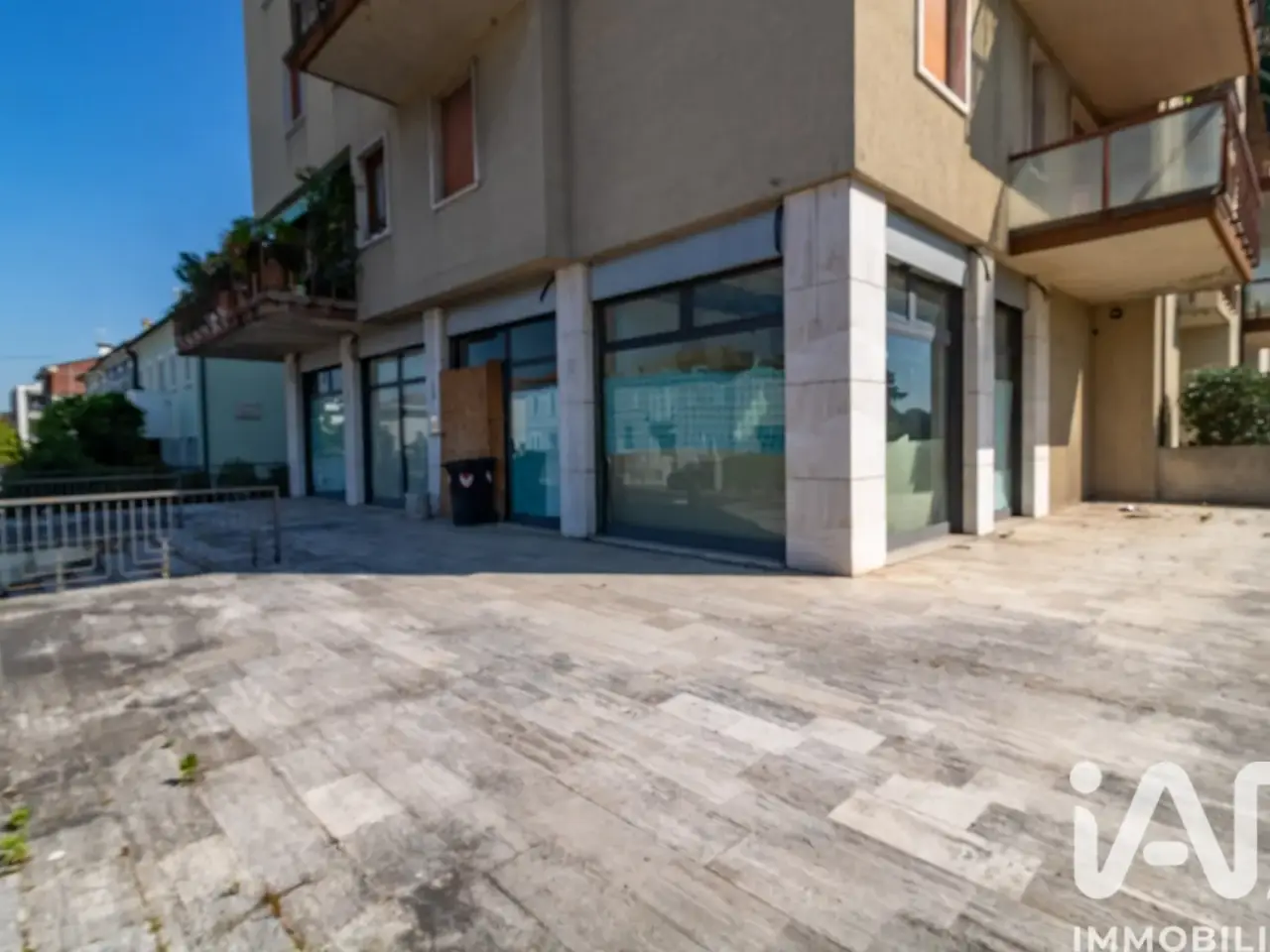 Esercizio commerciale in Viale Don Giovanni Minzoni 29, Legnago, {3} - Foto 1