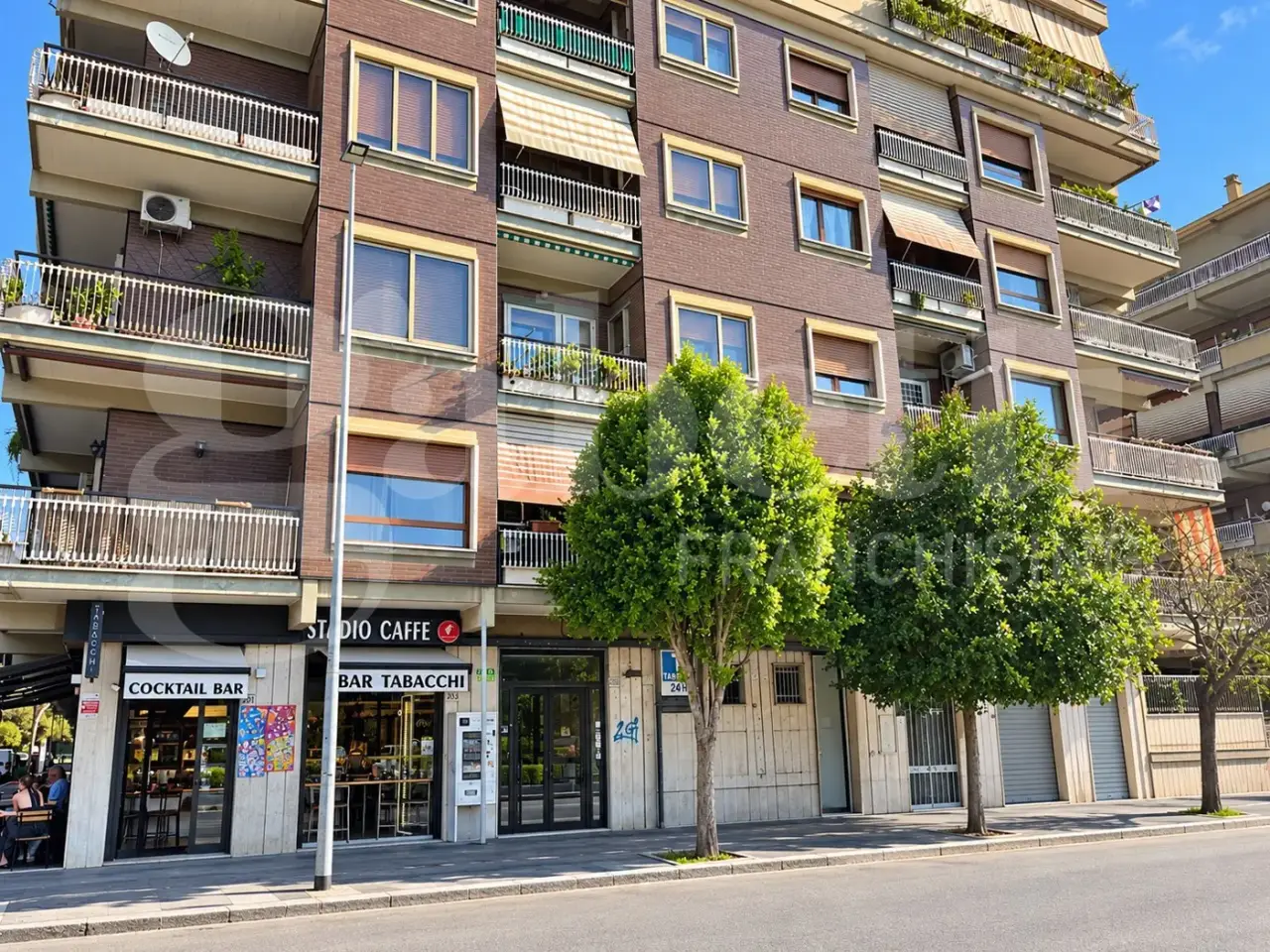Negozio in Via Mar Rosso, Roma, {3} - Foto 2