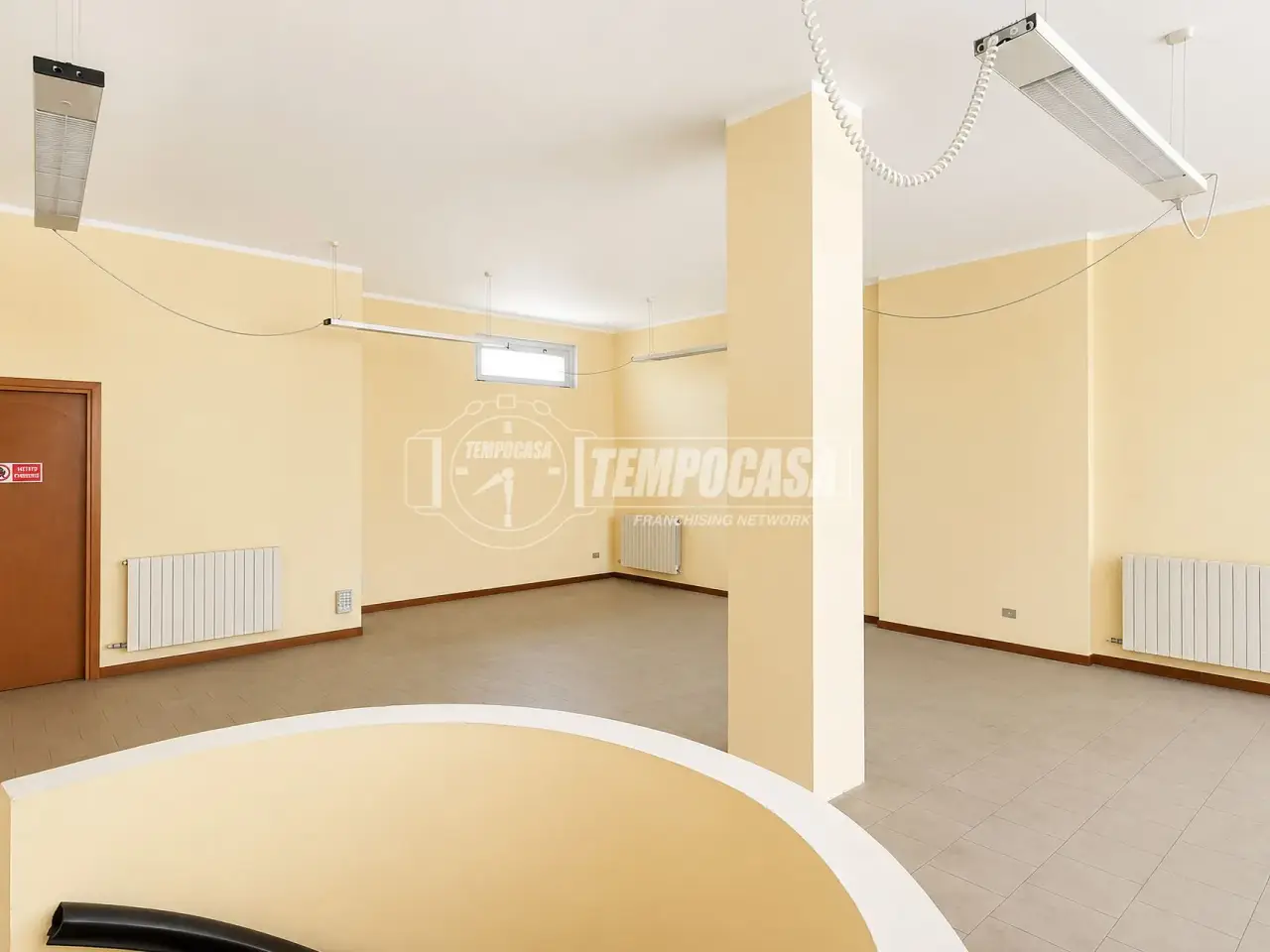 Negozio in Via Caravaggio 27, Mediglia, {3} - Foto 1