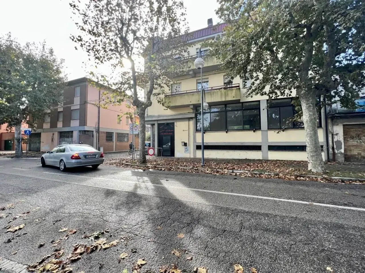 Locale commerciale in Viale Vittorio Veneto 49, Fusignano, {3} - Foto 2
