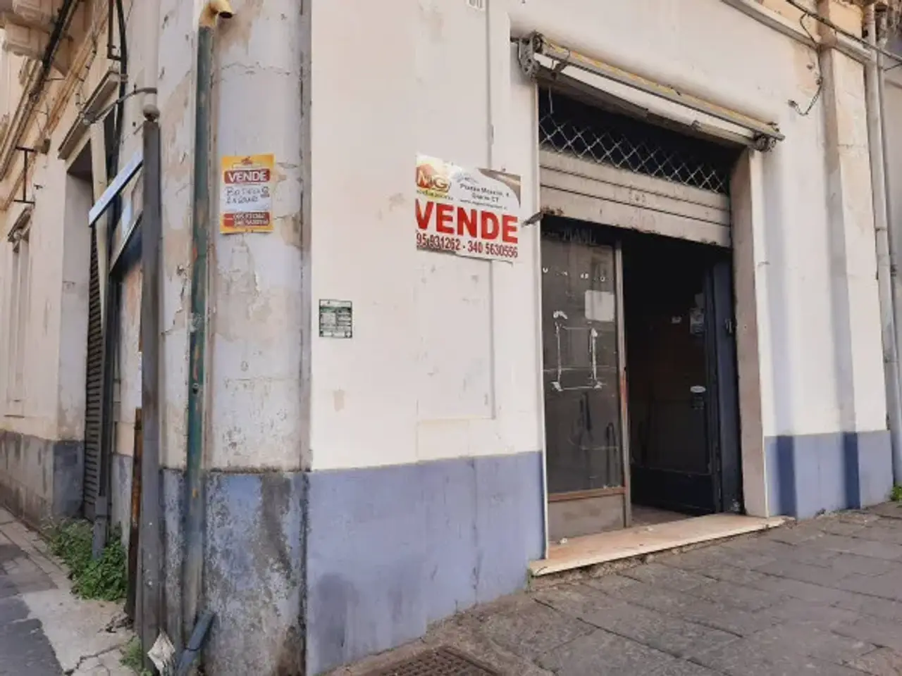 Negozio in Via Callipoli 60, Giarre, {3} - Foto 1