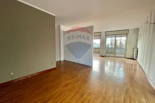 main gallery real estate image