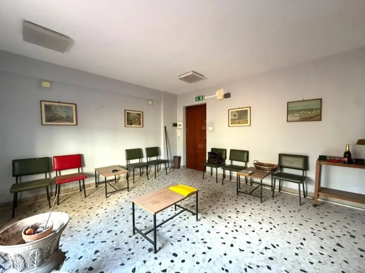 Ufficio in Corso Camillo Finocchiaro Aprile 124, Palermo, {3} - Foto 1