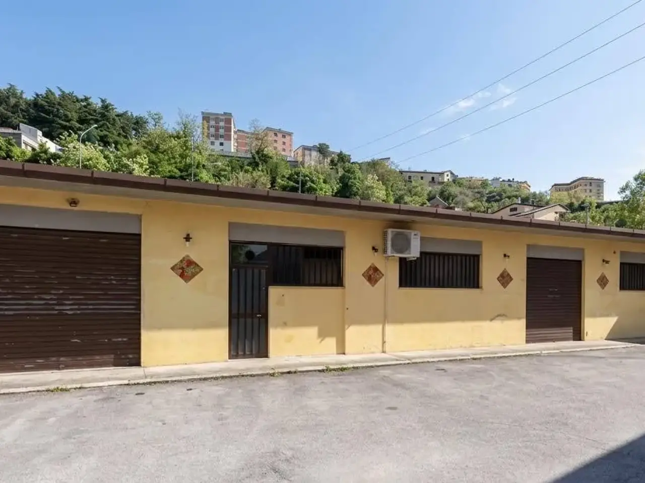 Negozio in Via degli Anemoni 12, Alatri, {3} - Foto 1